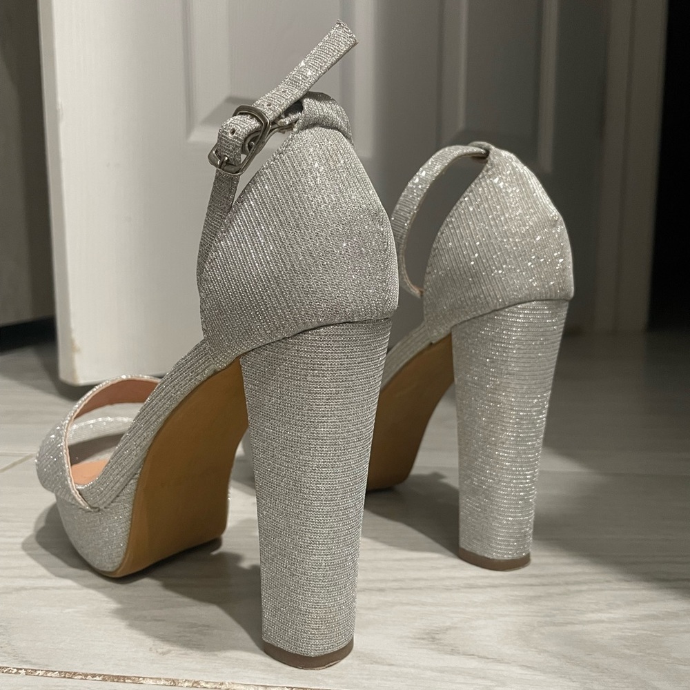 Top Moda Platform Heels - Picture 5 of 5
